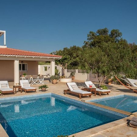 Filothei Beach House With Pool Kalamaki  Exterior photo